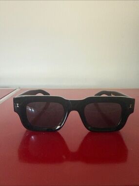 Illesteva Lewis Black unisex sunglasses